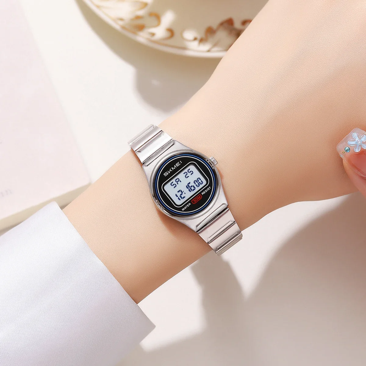 SKMEI 2338 Orologio Piccoli or - Outdoor Sport Watch recensione e prezzo